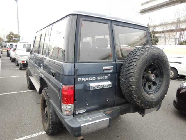http://www.neotrans.jp/newsblog/TOYOTA%20LAND%20CRUISER%20PRADO%E3%80%802.JPG